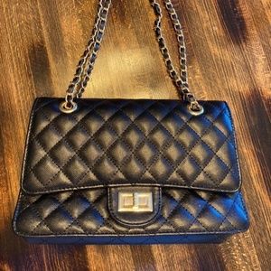 Goodnight Macaroon Quilted Shoulder Bag